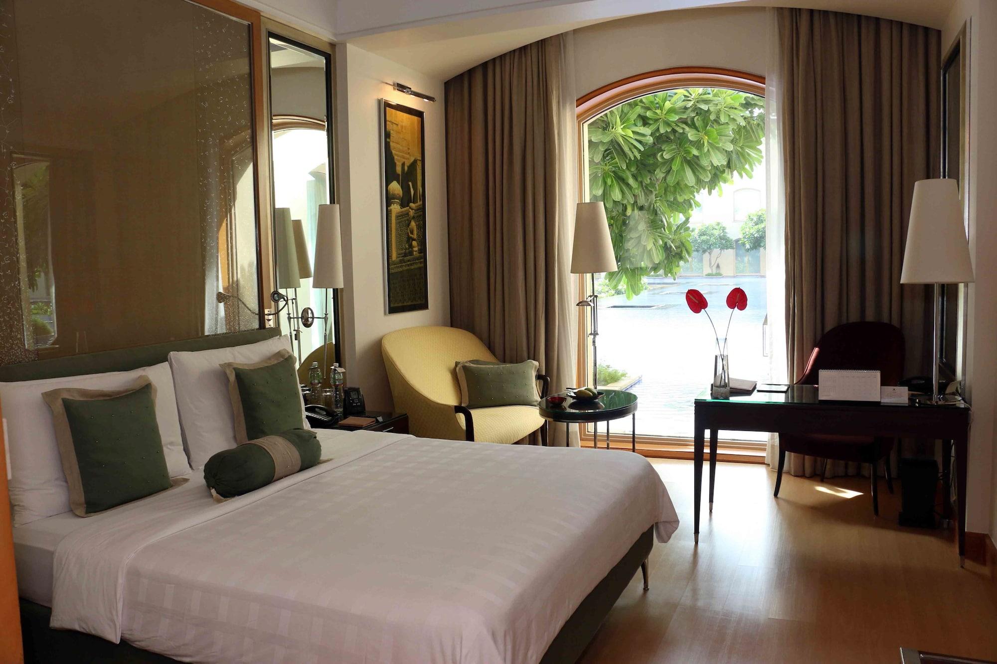 Trident Gurgaon Hotel Екстериор снимка A room at the Taj Bengal
