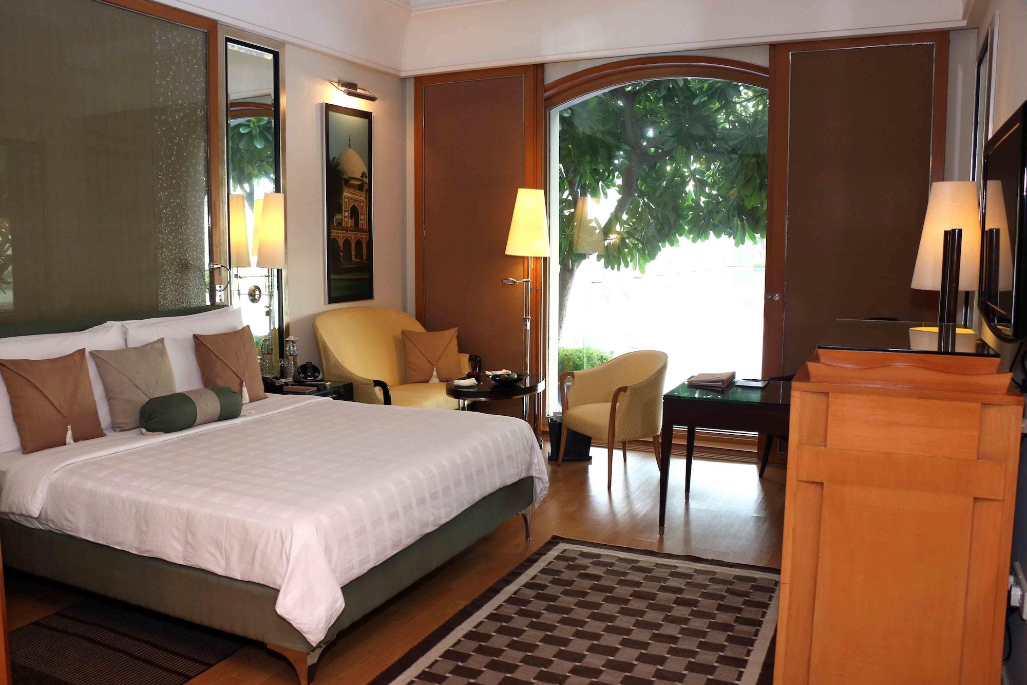 Trident Gurgaon Hotel Екстериор снимка A room at the Taj Bengal