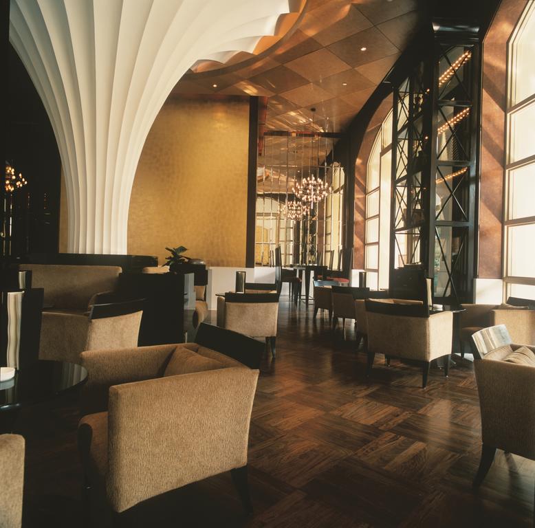 Trident Gurgaon Hotel Екстериор снимка The interior of the restaurant