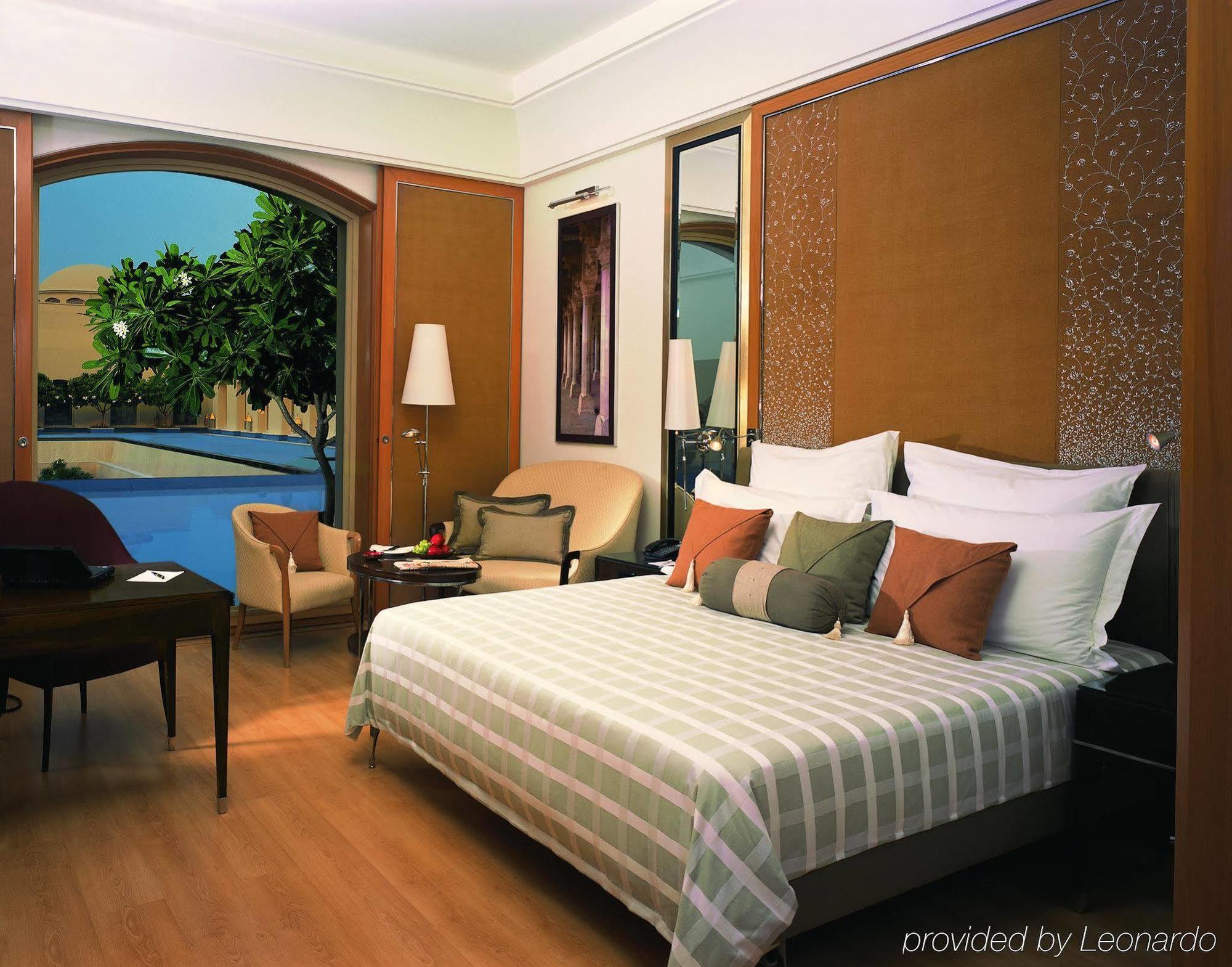 Trident Gurgaon Hotel Стая снимка A room at the Taj Bengal